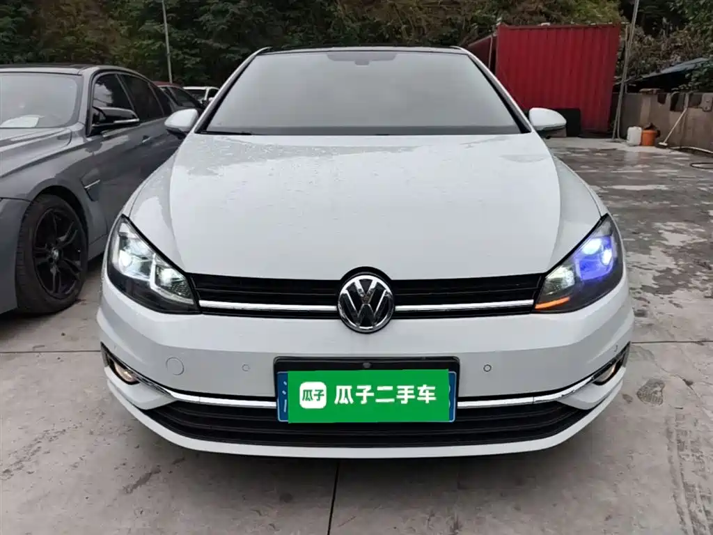 Volkswagen Golf 2020 Beloved Edition 280TSI DSG Comfort фото 3