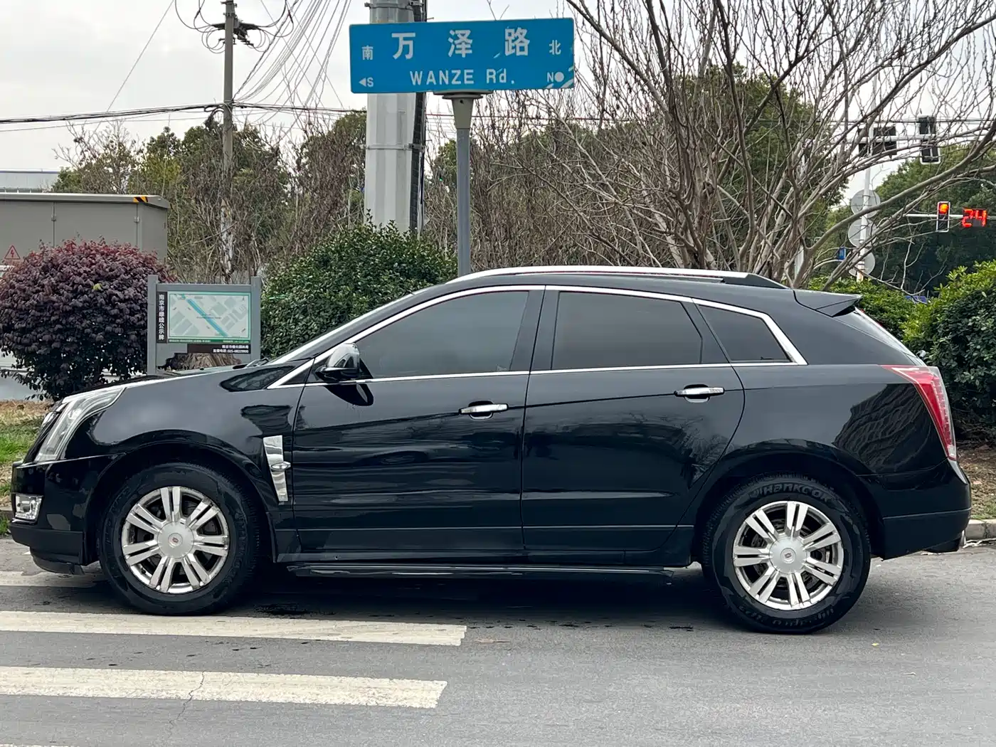 Cadillac SRX 2012 2012 3.0L Luxury Model