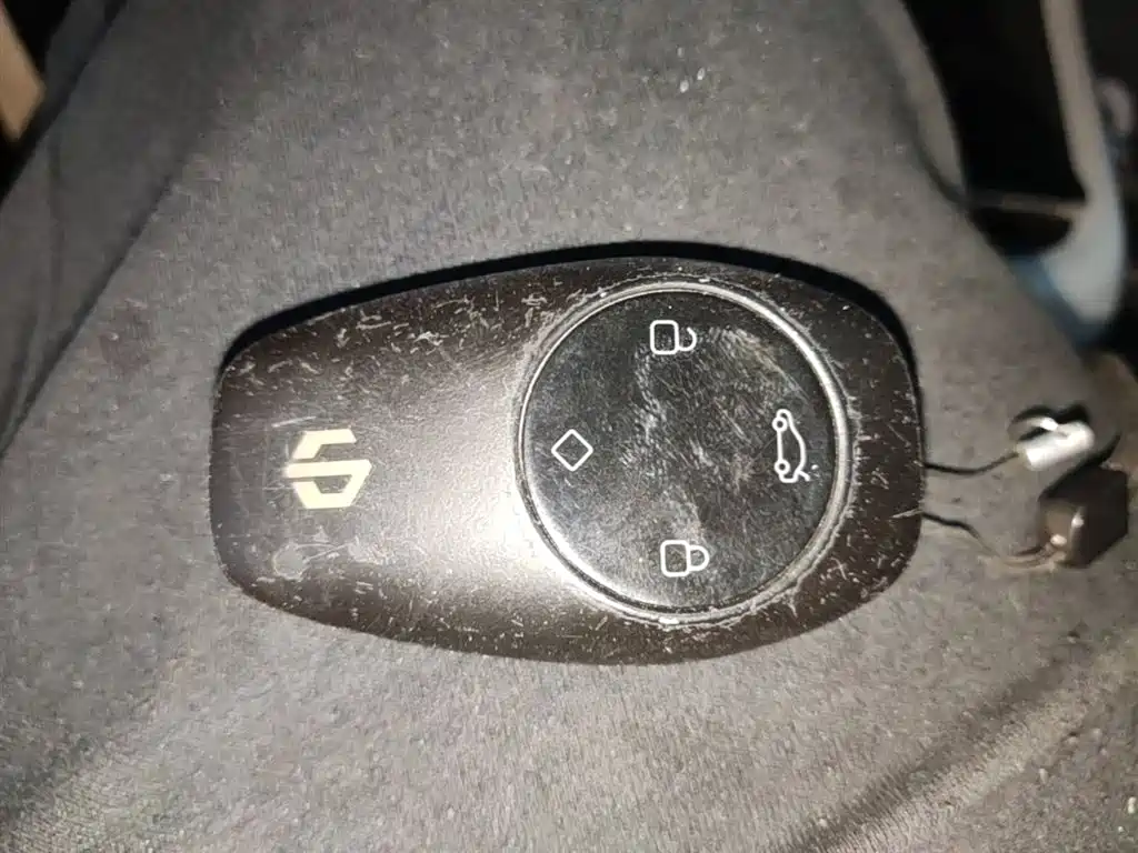 ZERO-RUNNING CAR ZERO RUN T03