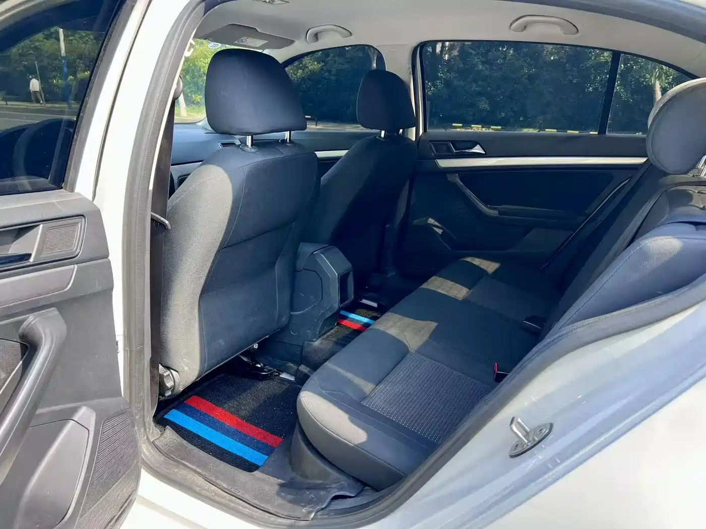 Volkswagen Lavida 2017 1.6L Automatic Trend Edition фото 13
