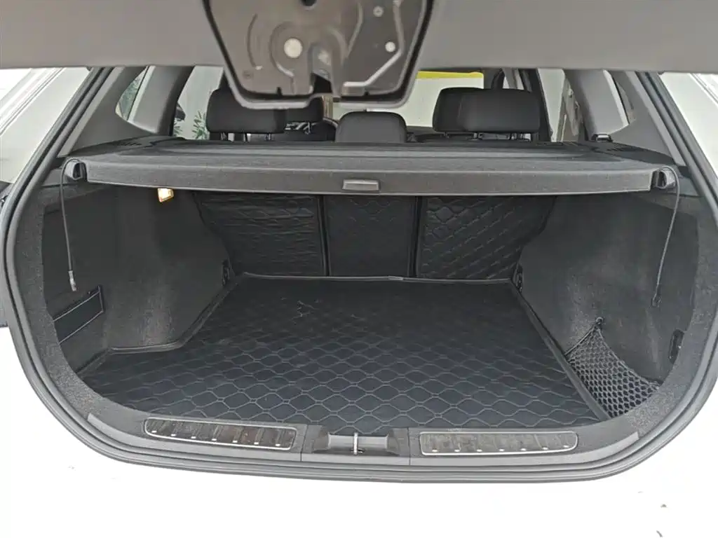 BMW X1 2014 sDrive18i Leading Edition фото 19