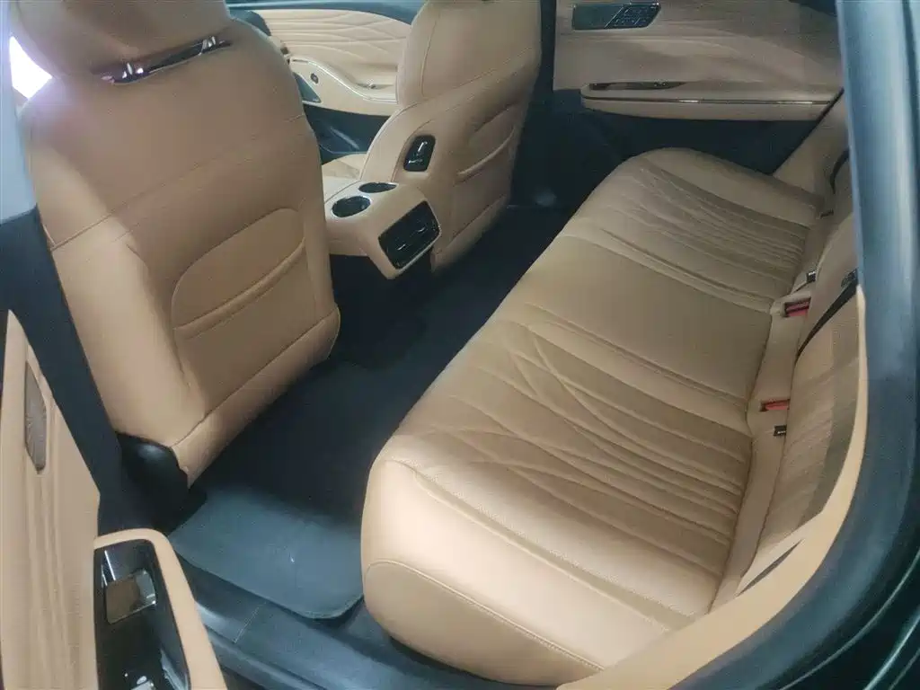 Geely Galaxy Galaxy Xingyao 8 2025 130km EM-P Starship Edition фото 13