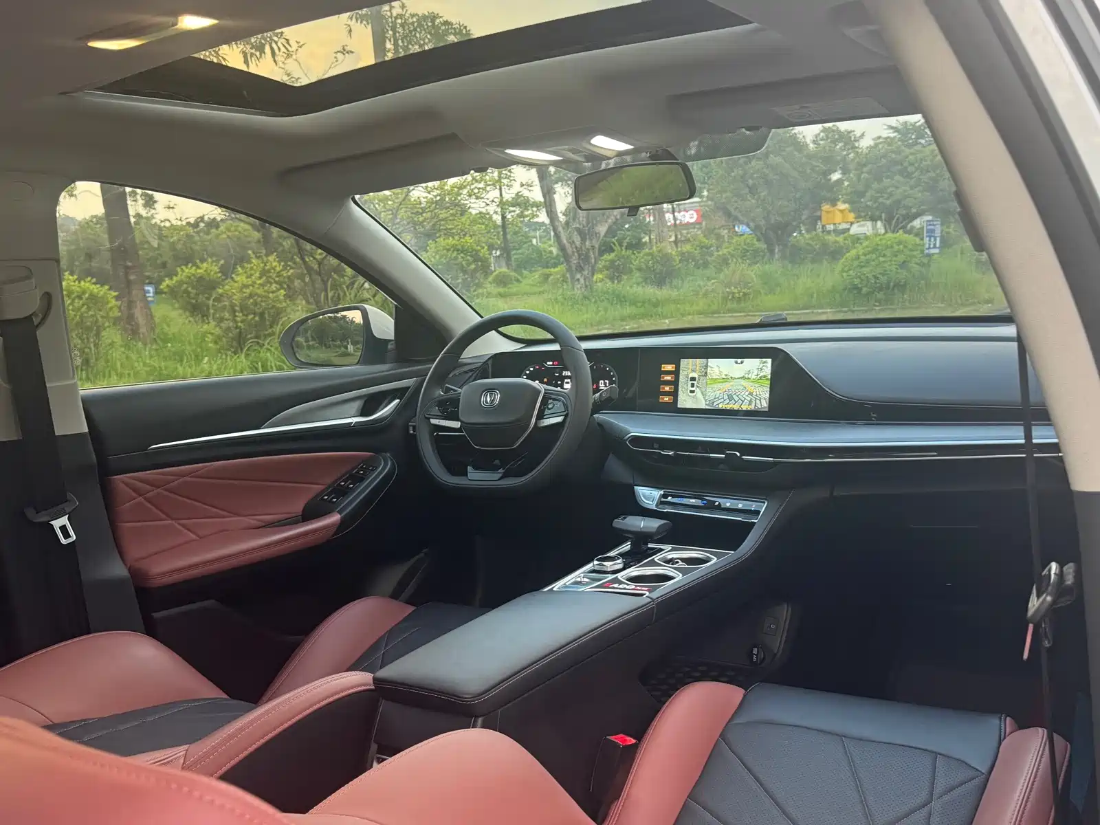 Фото 9 - Changan Eado
