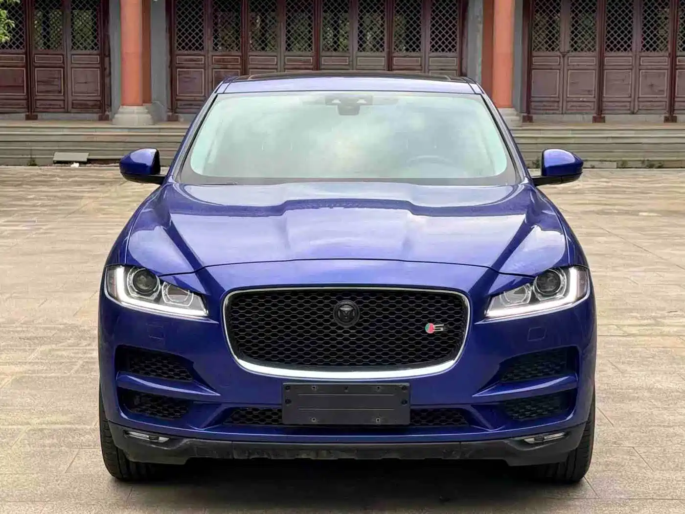 Jaguar F-PACE 2018 2018 2.0T 4WD Urban Premium Edition