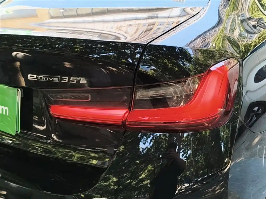 BMW i3 2025 eDrive 35 L фото 8