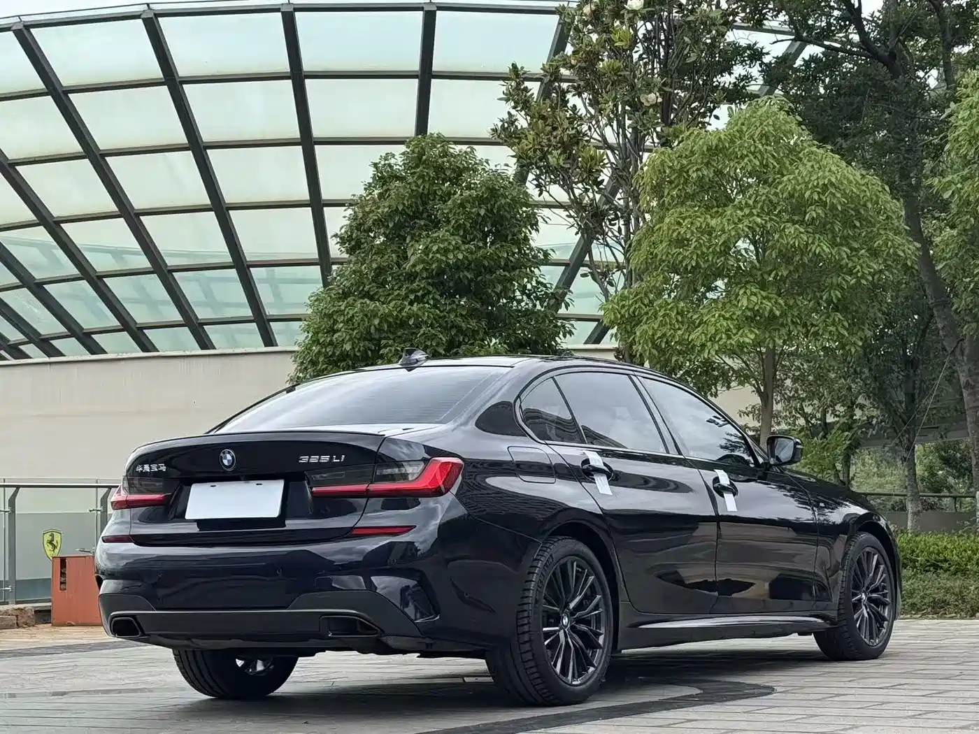 BMW 3 Series 2020 Facelift 325Li M Sport Night Edition фото 9