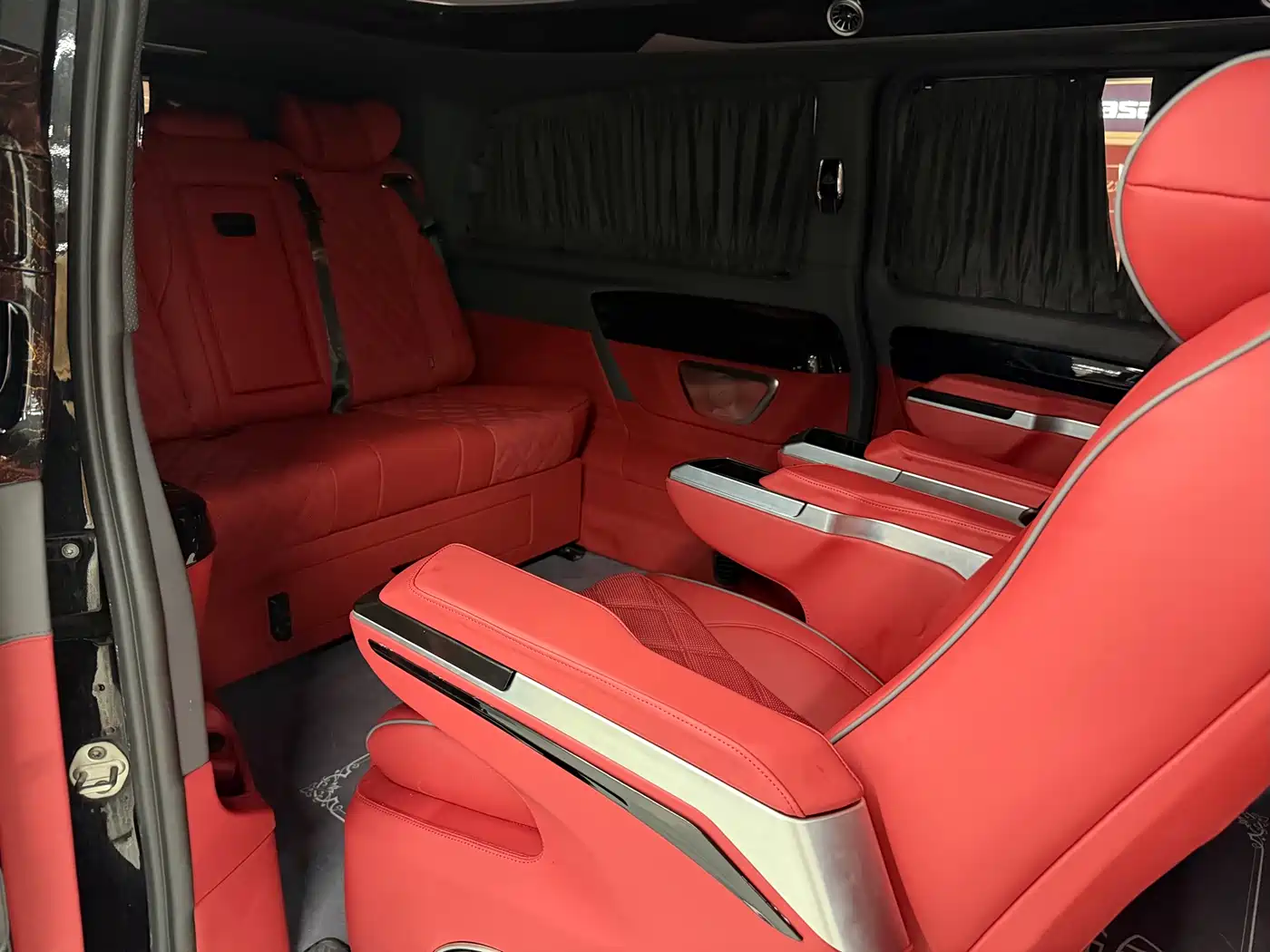 Mercedes-Benz Vito 2021 2.0T Business Edition 7-seater фото 7