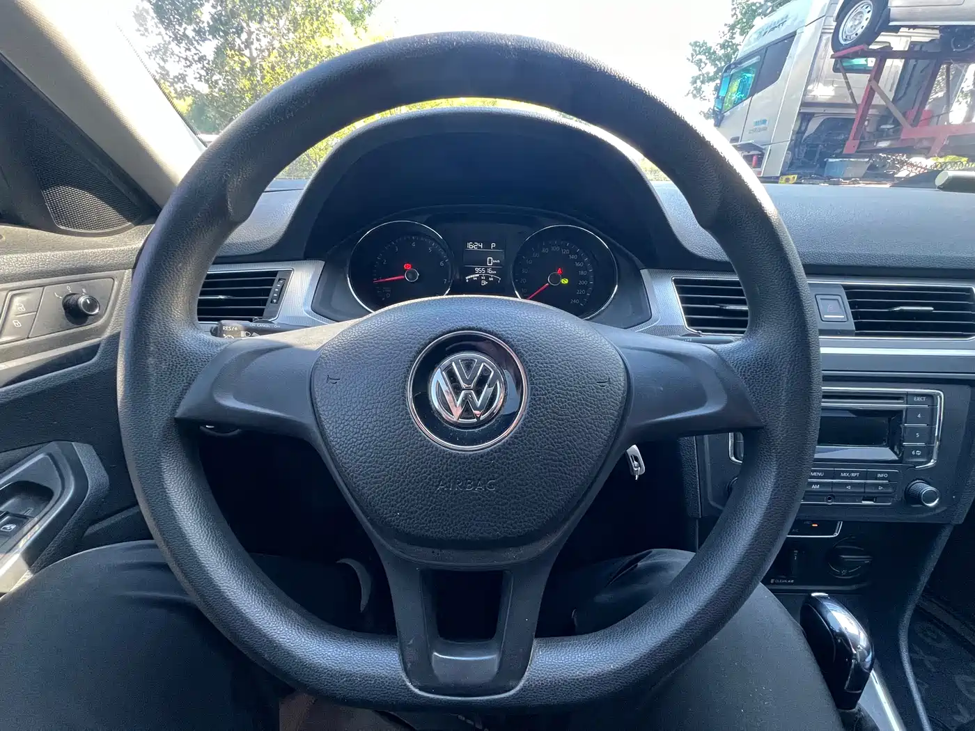 Volkswagen C-TREK 2018 1.5L Auto Fashion Edition фото 16