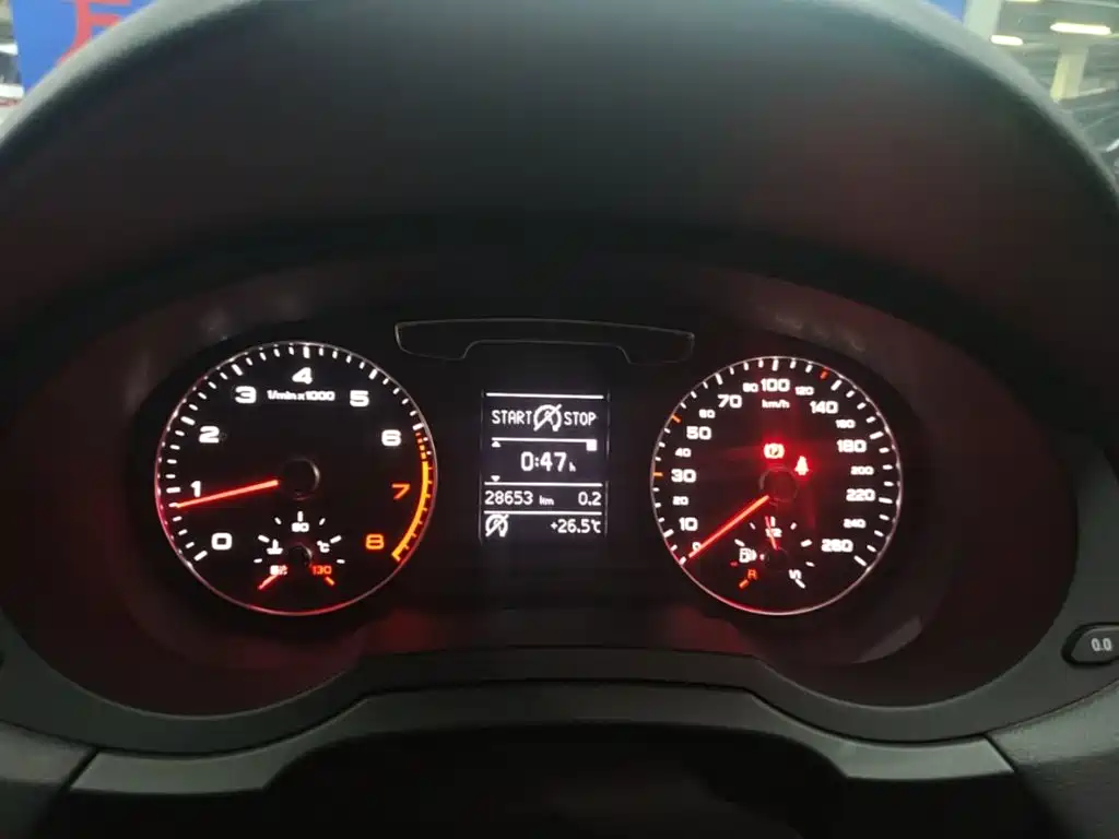 Фото 12 - Audi Q3