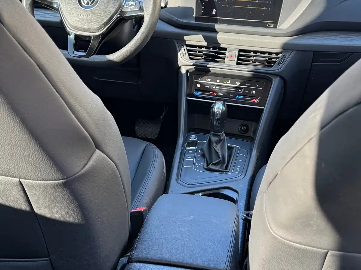 Volkswagen Tharu 2022 280TSI 2WD Comfort фото 12
