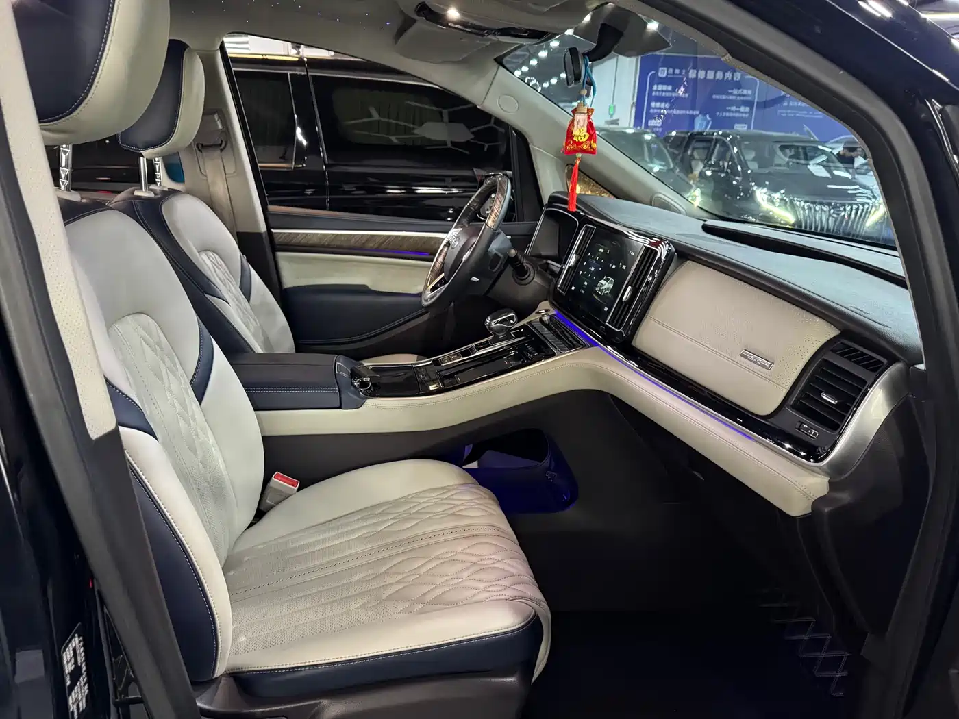 GAC Trumpchi Trumpchi M8 2023 Leading Series 390T Luxury Edition фото 19