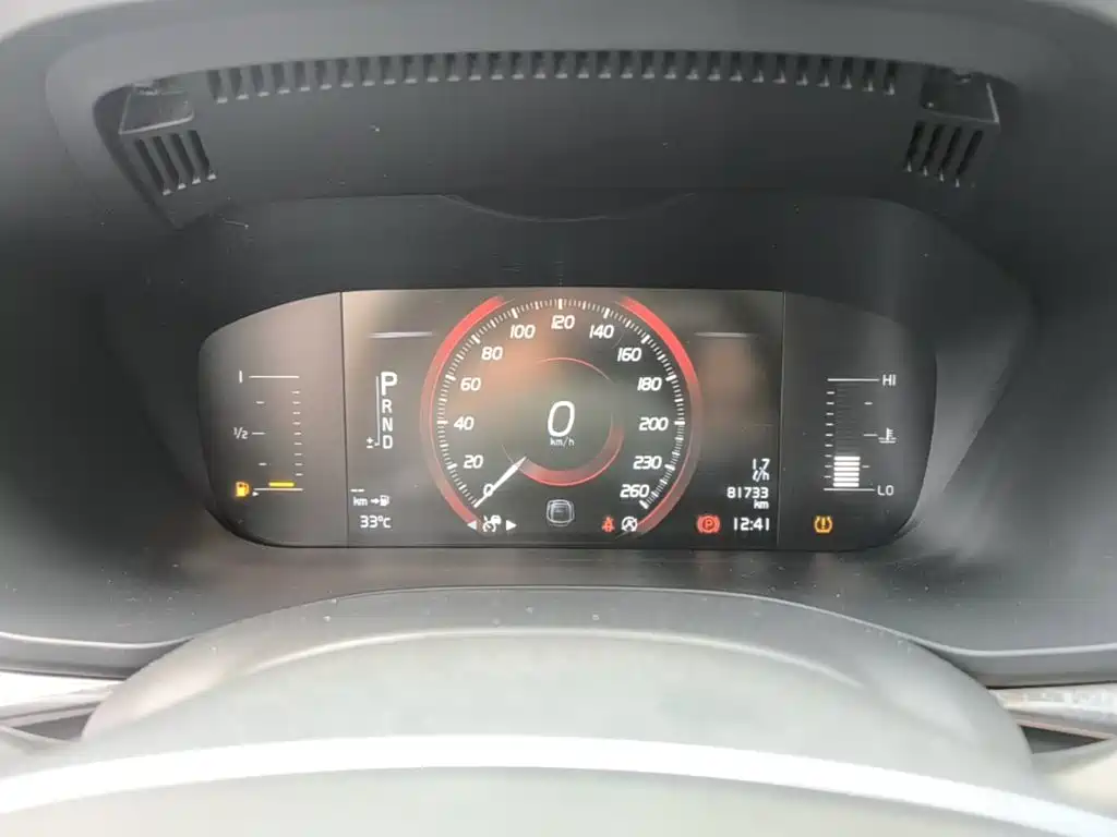 Фото 12 - Volvo XC60