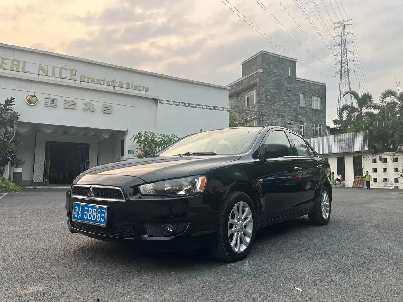 Mitsubishi Lancer EX 2011 Trend Edition 1.8L CVT Limited