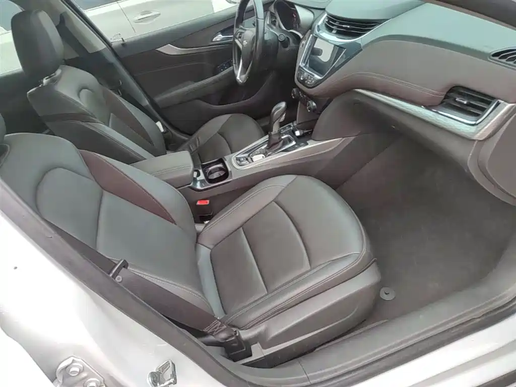Chevrolet Malibu 2017 1.5T Automatic Luxury Edition фото 25