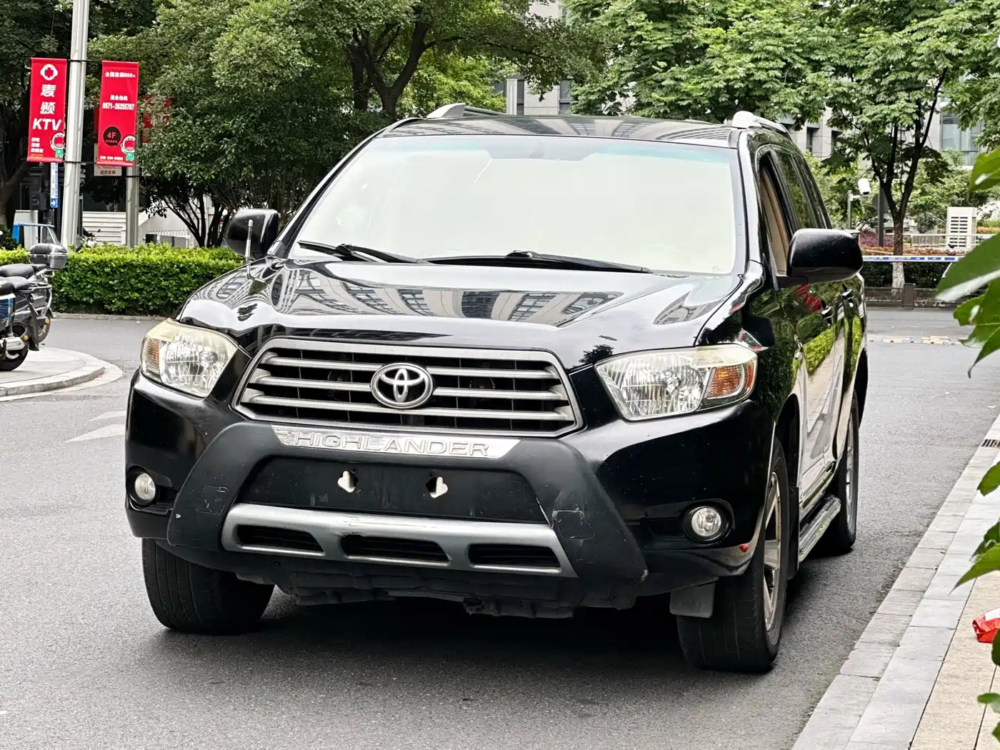 Toyota Highlander 2011 2.7L 2WD 5-seat Elite