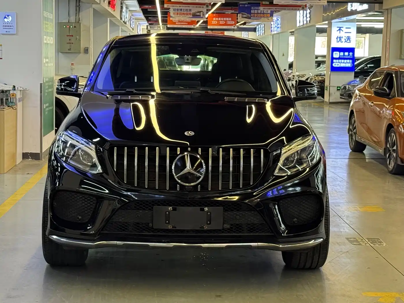 Mercedes-Benz GLE Coupe 2018 GLE 320 4MATIC Coupe SUV фото 2