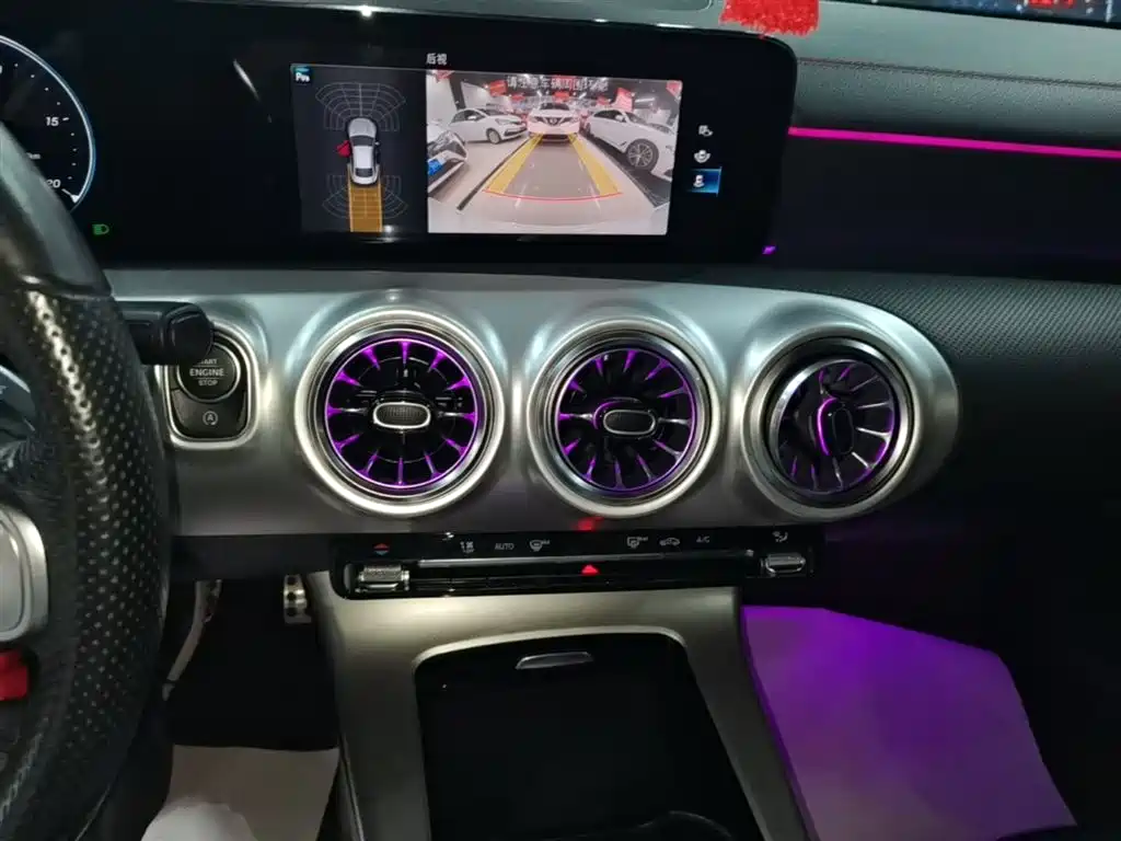 Mercedes-Benz CLA (Import) 2021 CLA 200 фото 13