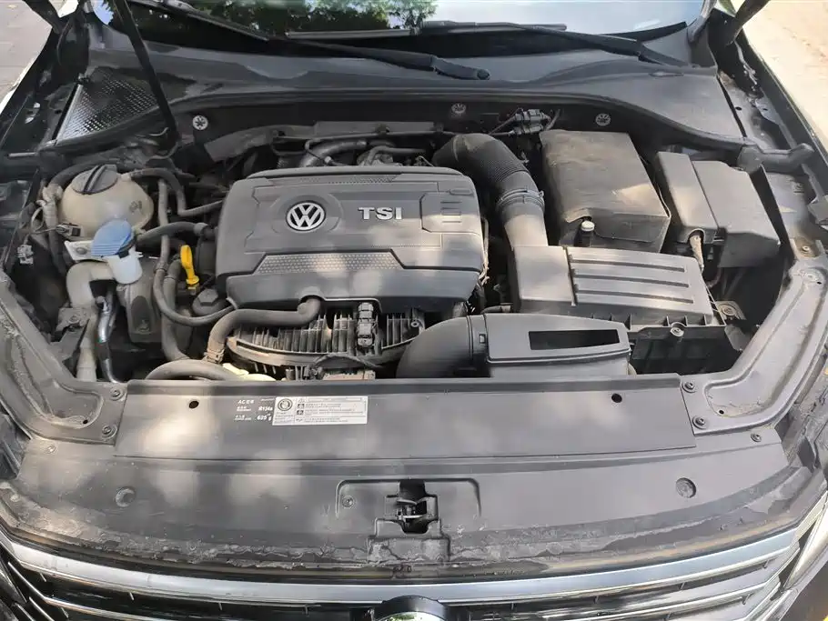 Volkswagen Passat 2017 330TSI DSG Prestige фото 10