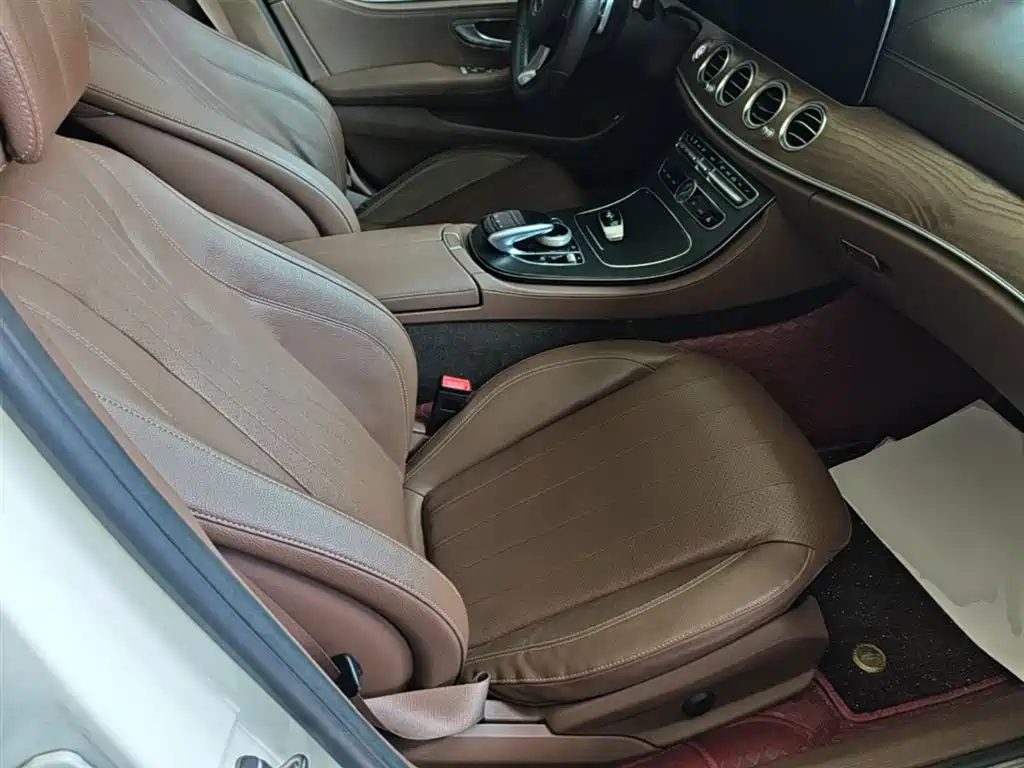Mercedes-Benz E-Class 2017 E 300 L Luxury фото 25