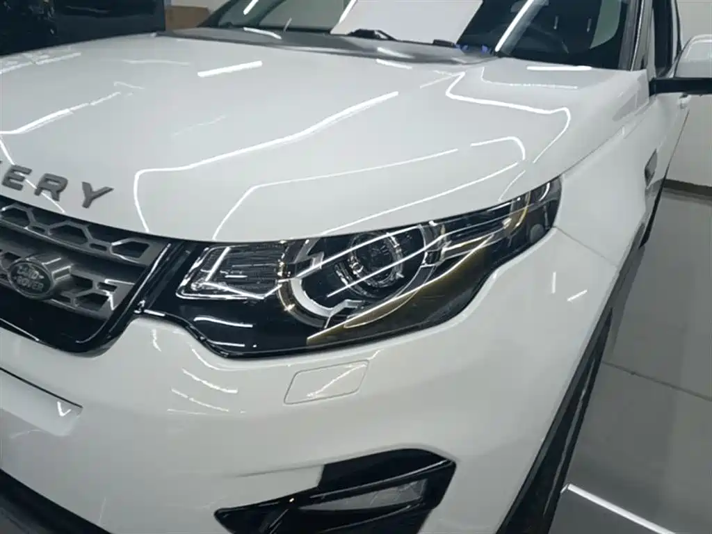 Land Rover Discovery Sport 2019 240PS SE Edition China VI фото 24