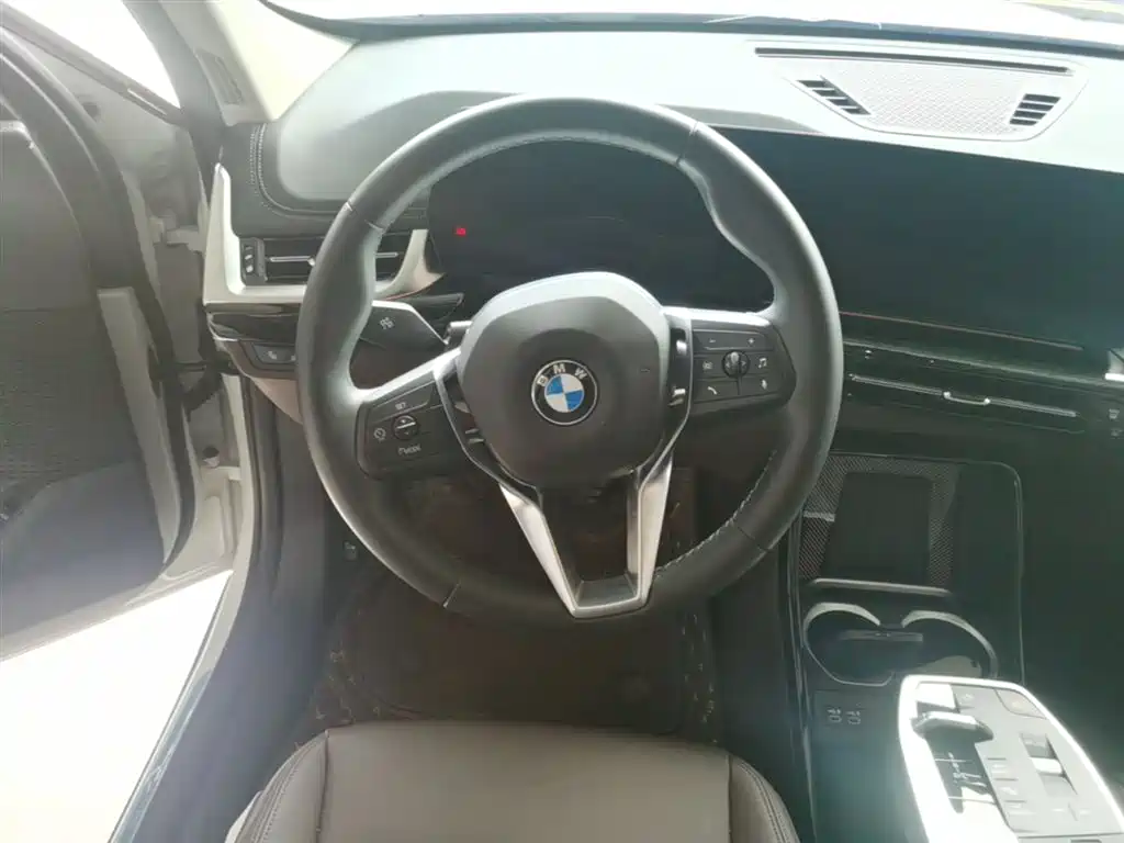 BMW X1 2023 sDrive25Li M Sport Package фото 17