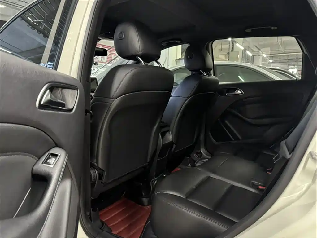 Mercedes-Benz B-Class 2012 B 180 фото 14