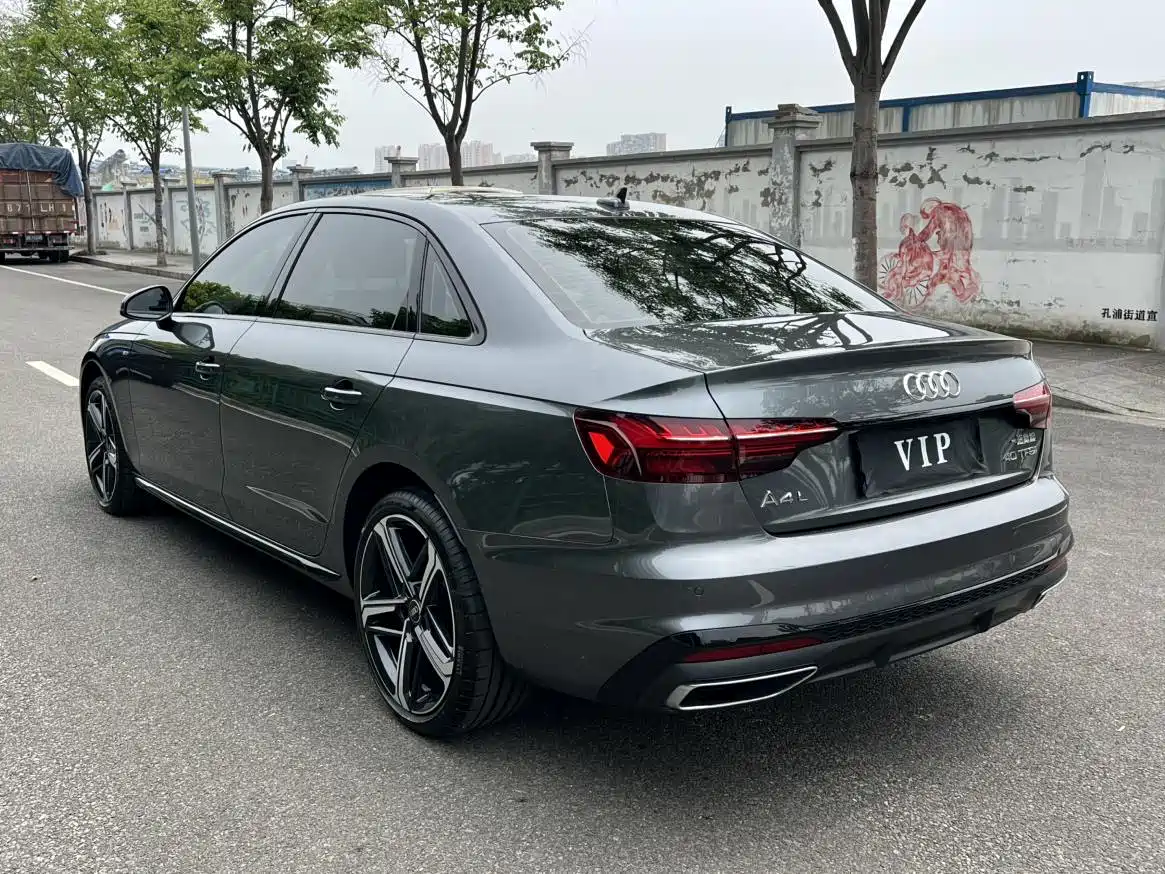 Audi A4L 2024 40 TFSI Luxury Dynamic фото 15