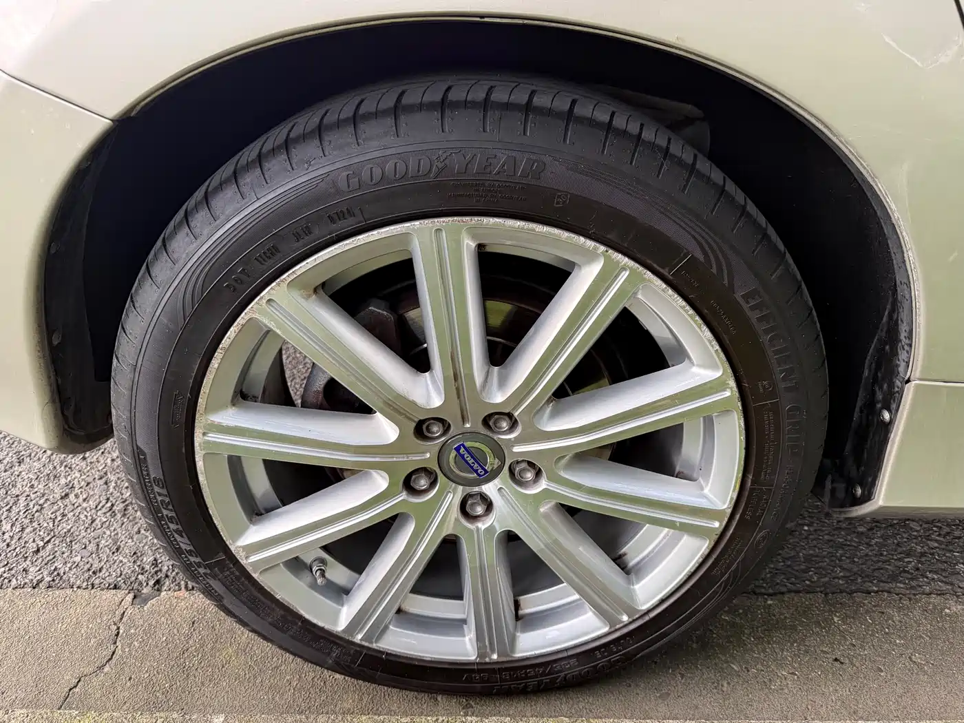 Volvo S60 Plug-in Hybrid 2016 2015 S60L E-Drive Hybrid T6 Intelligent Edition