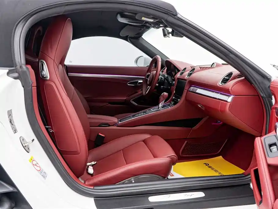 Porsche 718 2020 Boxster 2.0T фото 16