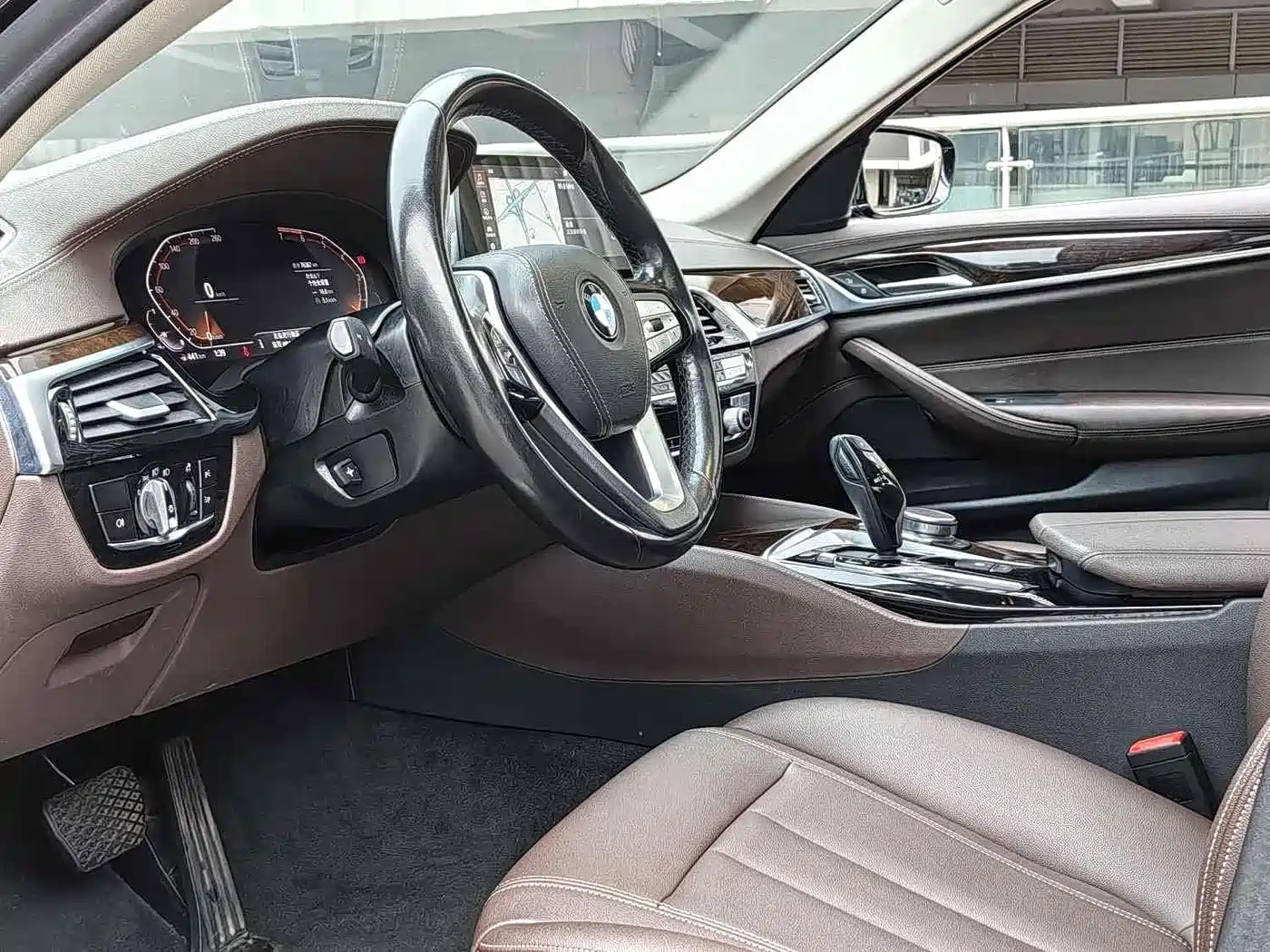 BMW 5 Series 2020 525Li Luxury Package фото 3