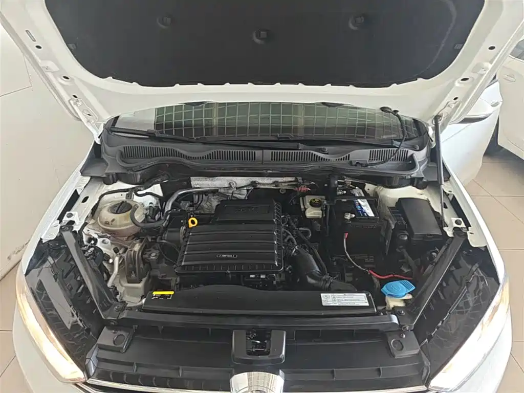 Volkswagen Golf Sportsvan 2016 1.6L Automatic Comfort фото 20