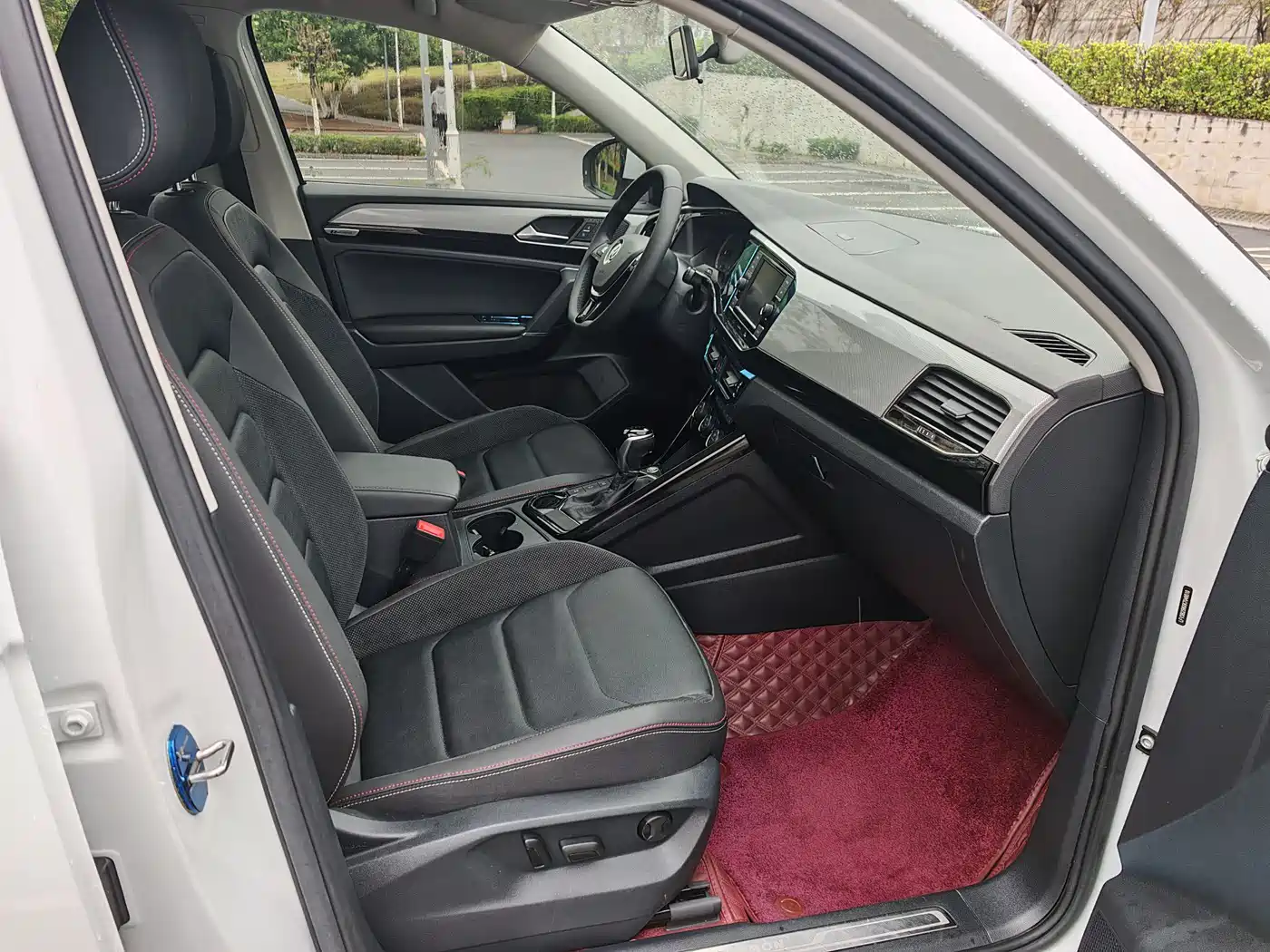 Volkswagen Tayron 2019 330TSI 2WD Luxury China VI фото 13