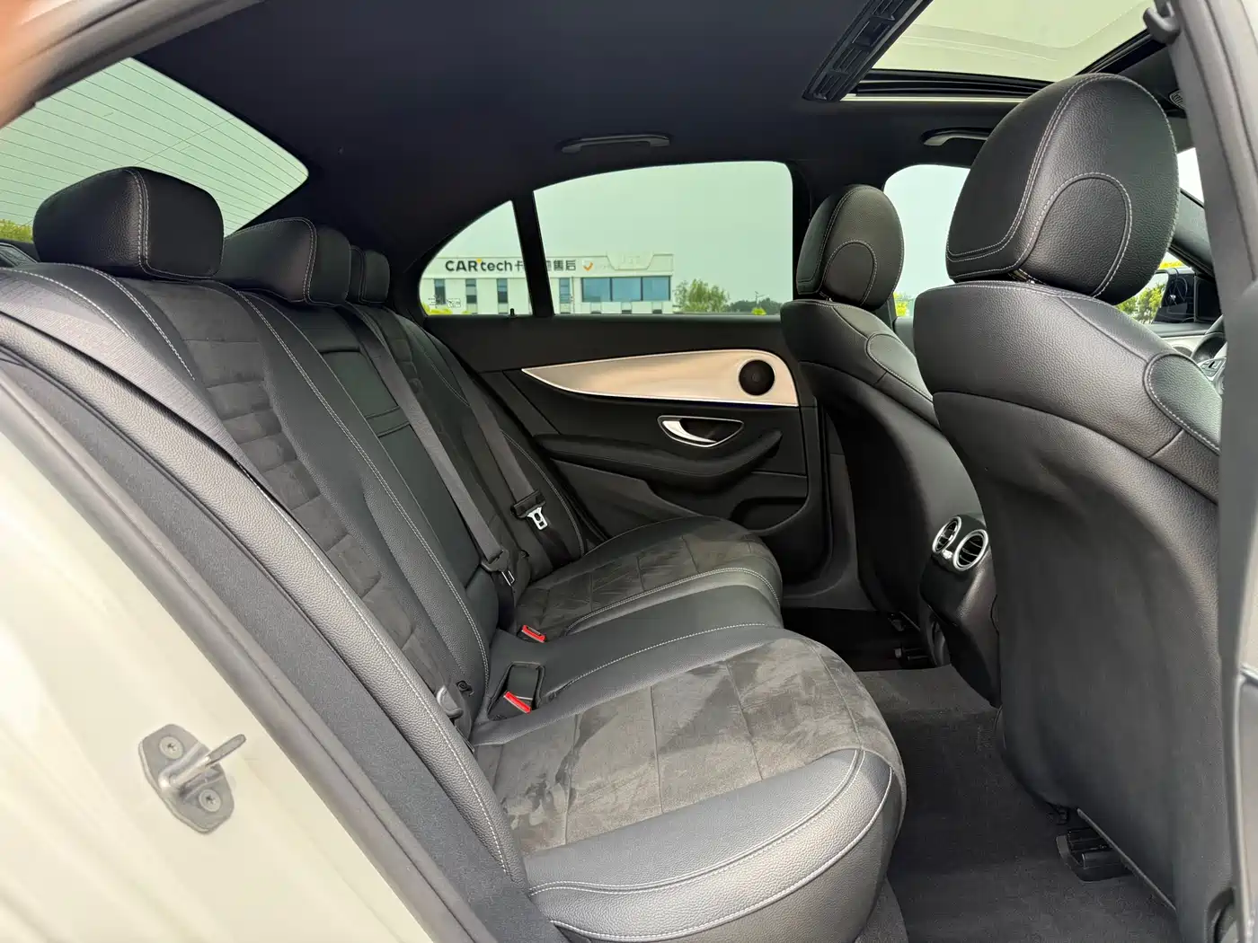 Mercedes-Benz E-Class 2017 E 200 Sport фото 32