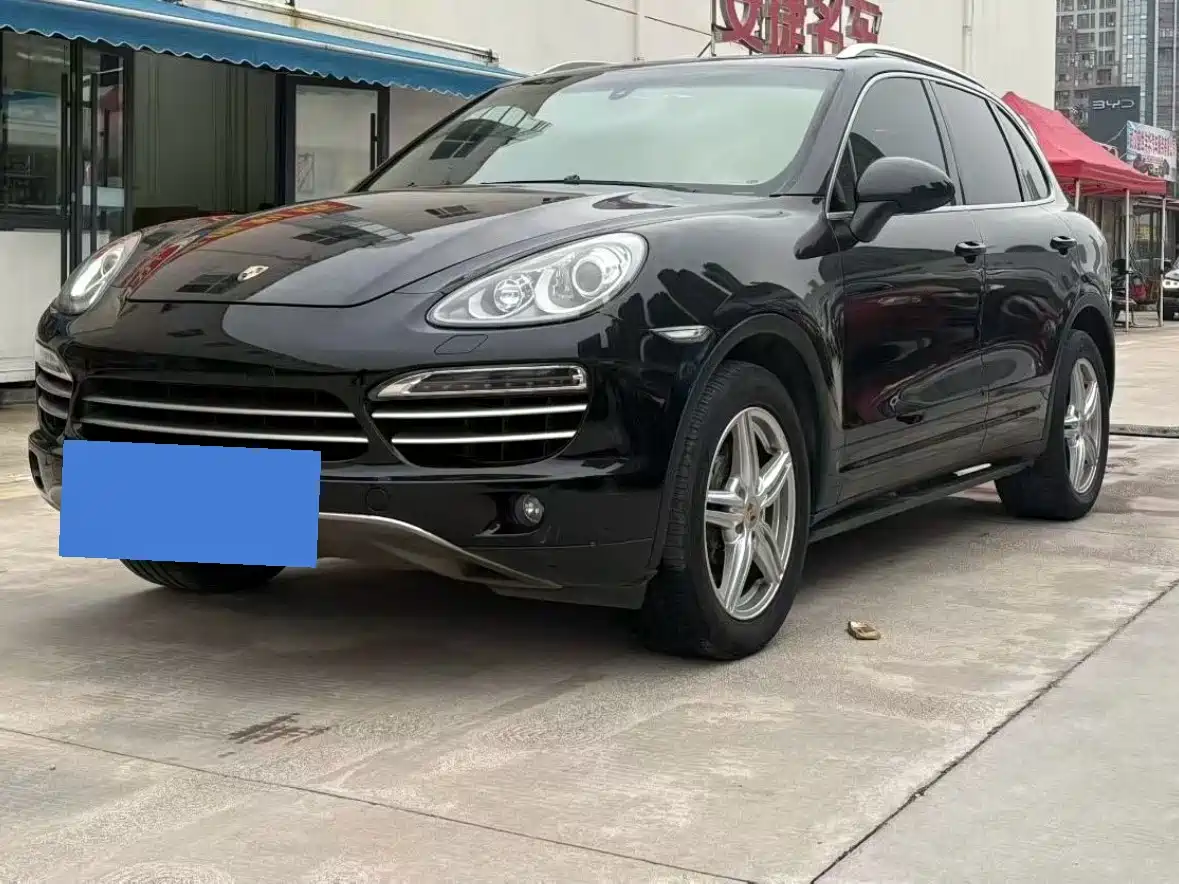 Porsche Cayenne 2014 Cayenne Platinum Edition 3.0T