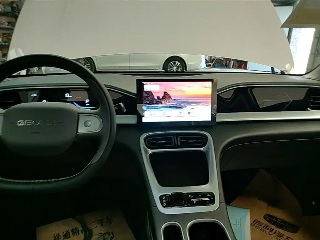 Geely Galaxy Starry Wish 2026 Edition 310km Youth Version фото 13