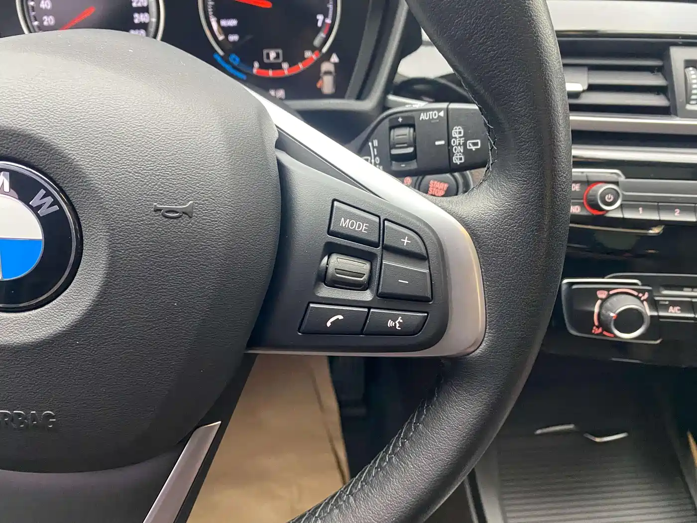 BMW X1 2021 sDrive20Li Fashion фото 30