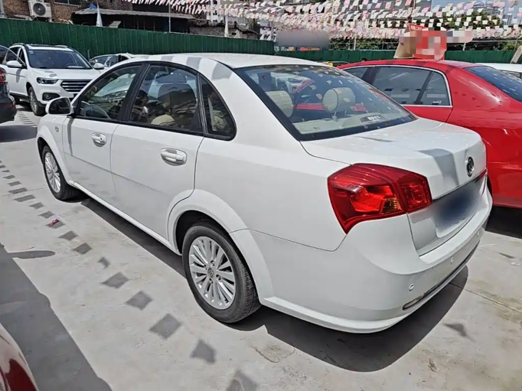 Buick Excelle 2015 1.5L Automatic Premium фото 5