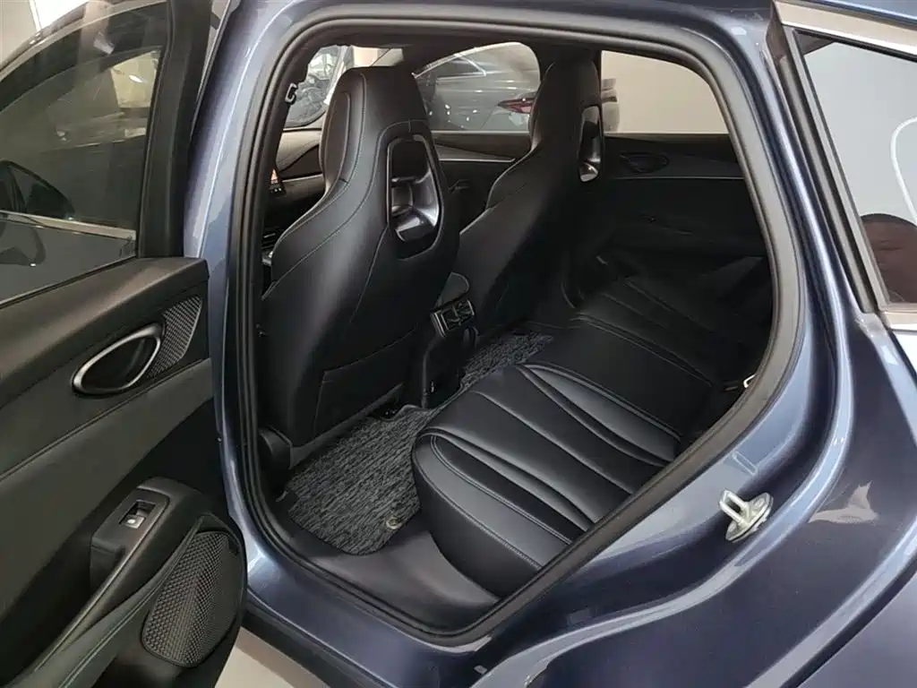 BYD Seal 06 New Energy 2025 DM-i Smart Drive Edition 120KM Prestige фото 17