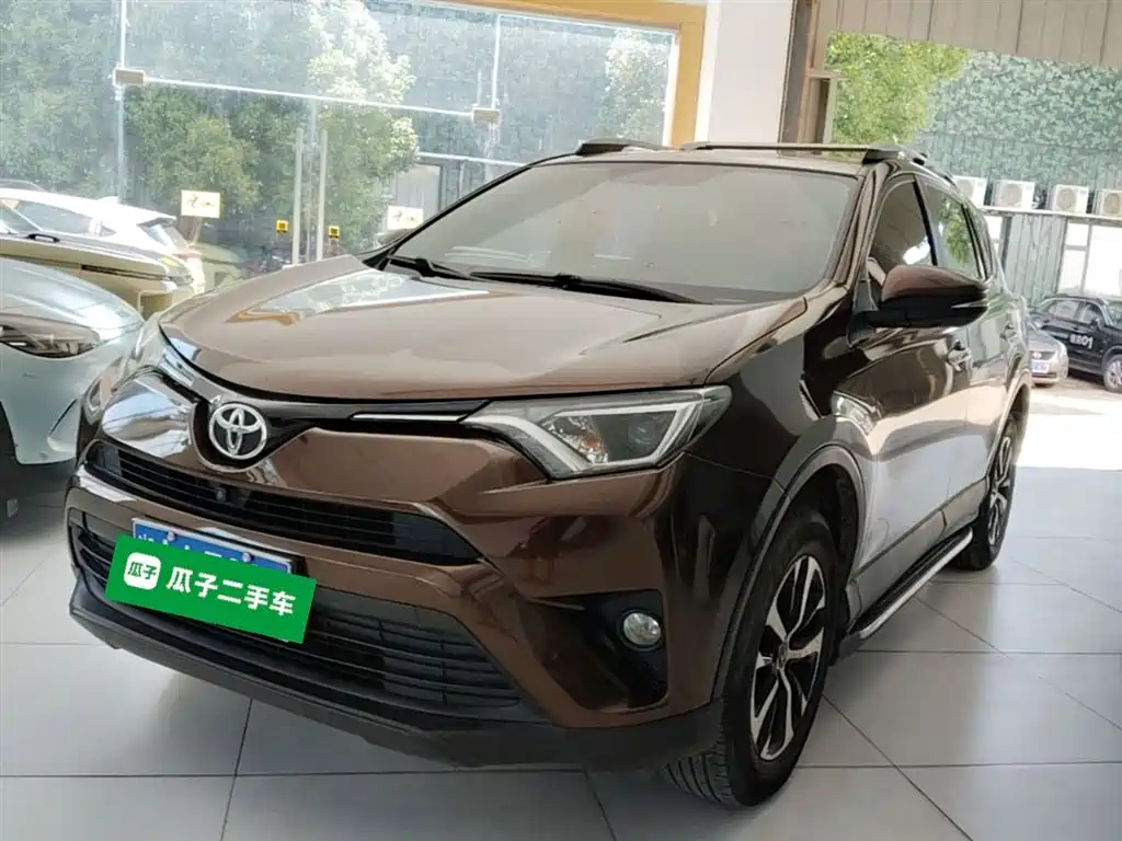 Toyota RAV4 Rongfang 2016 2.0L CVT 2WD Trend (China V)