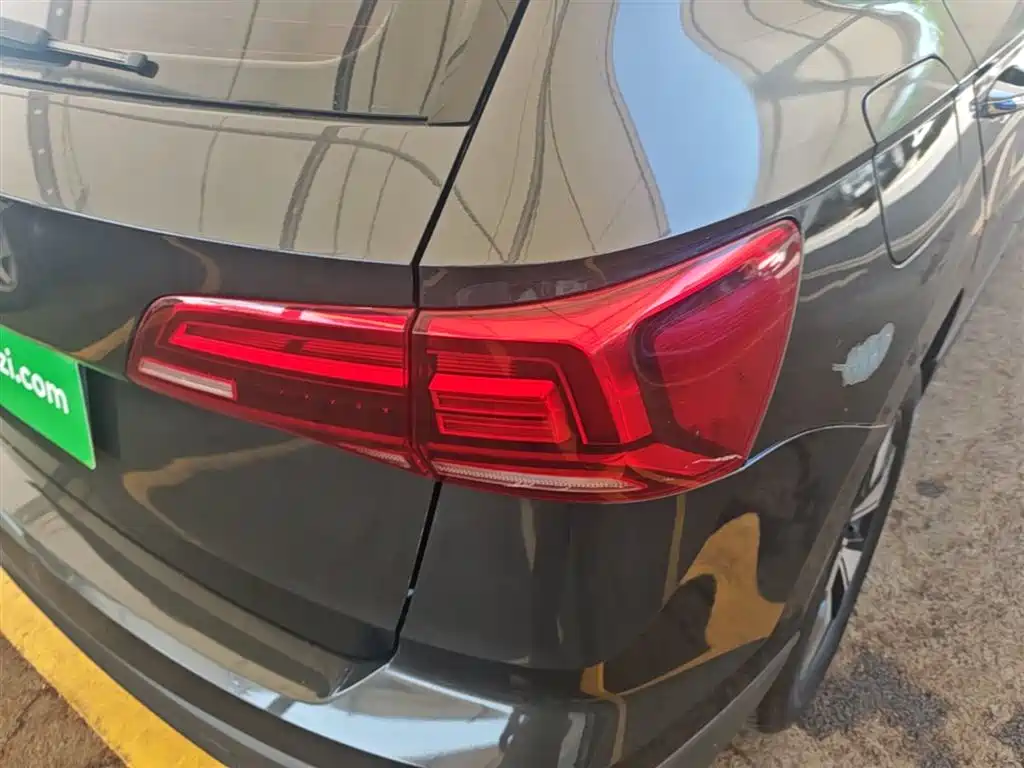 VOLKSWAGEN TUYUE