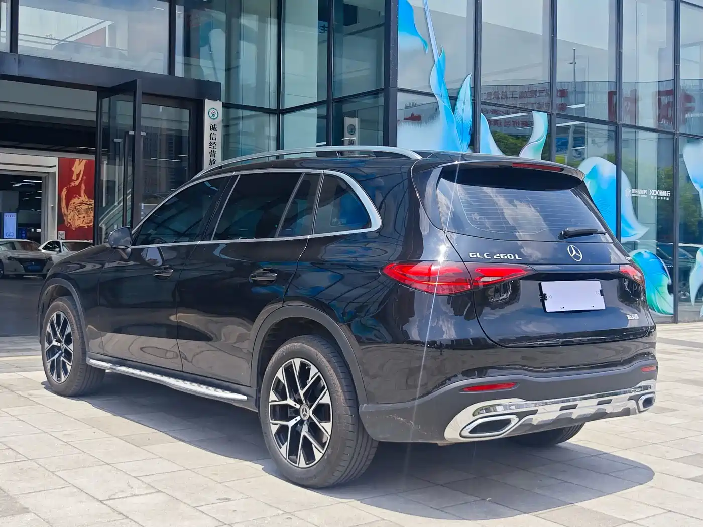 Mercedes-Benz GLC 2024 GLC 260 L 4MATIC Dynamic 5-seater фото 4