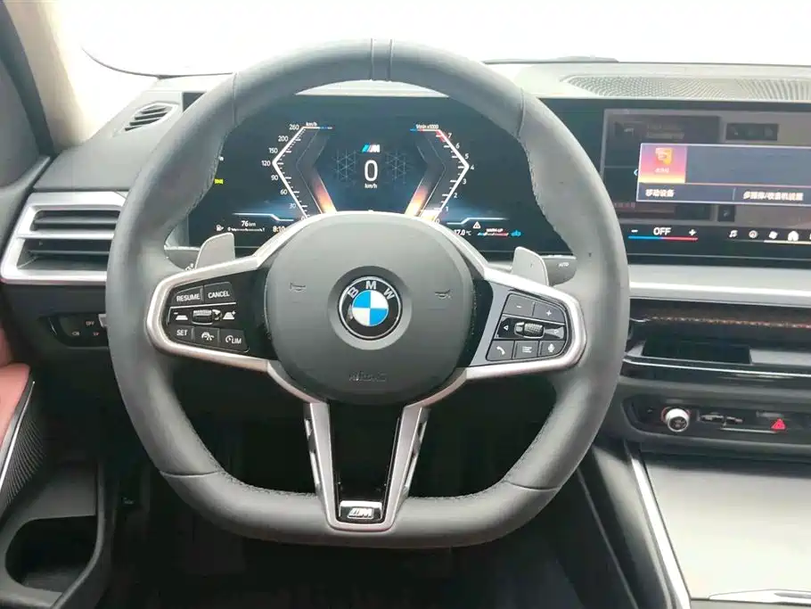 BMW 3 Series 2025 325i M Sport Package фото 9