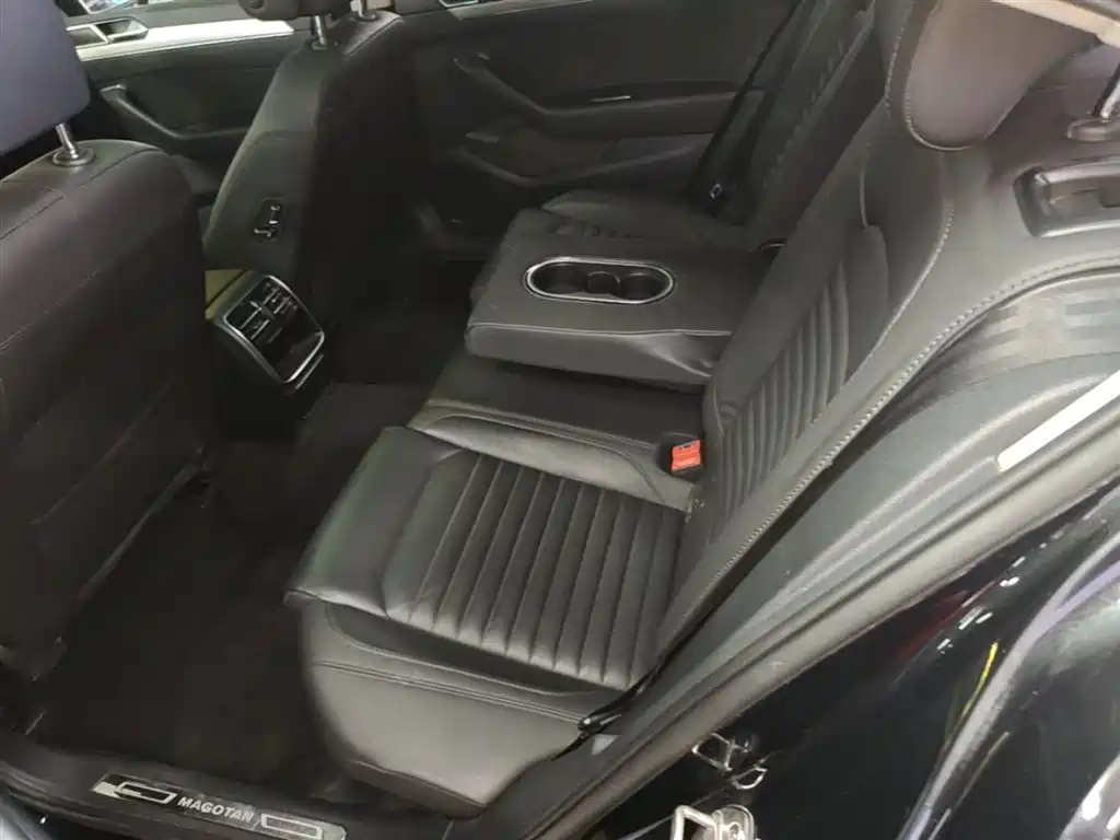 Volkswagen Magotan 2019 330TSI DSG Leading China VI фото 17