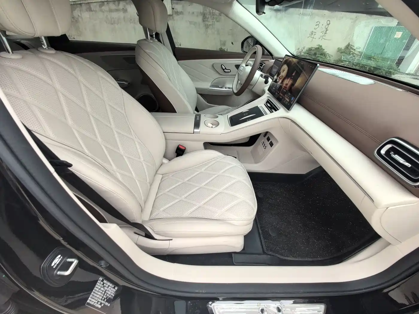 Chery Fengyun Fengyun A9L 2025 2025 260 Ultra Long Range Luxury Edition