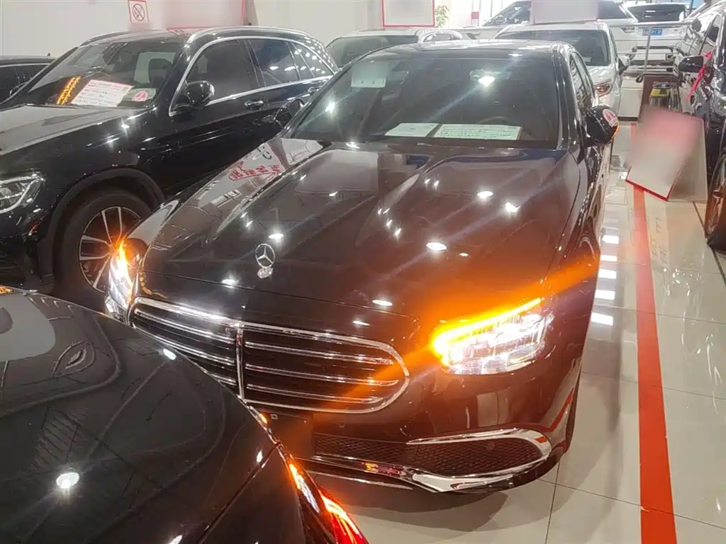 Mercedes-Benz E-Class 2021 E 300 L Sport Fashion фото 3