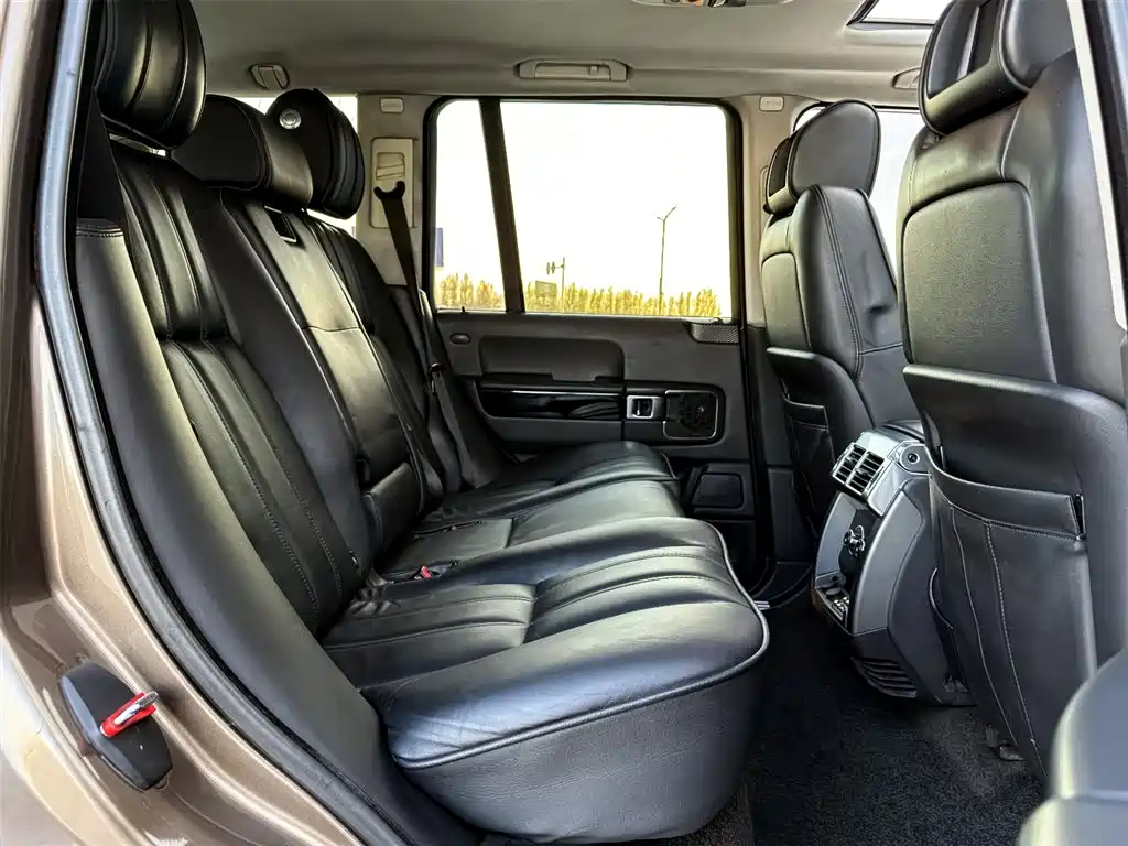 Land Rover Range Rover 2010 2011 3.6 TDV8
