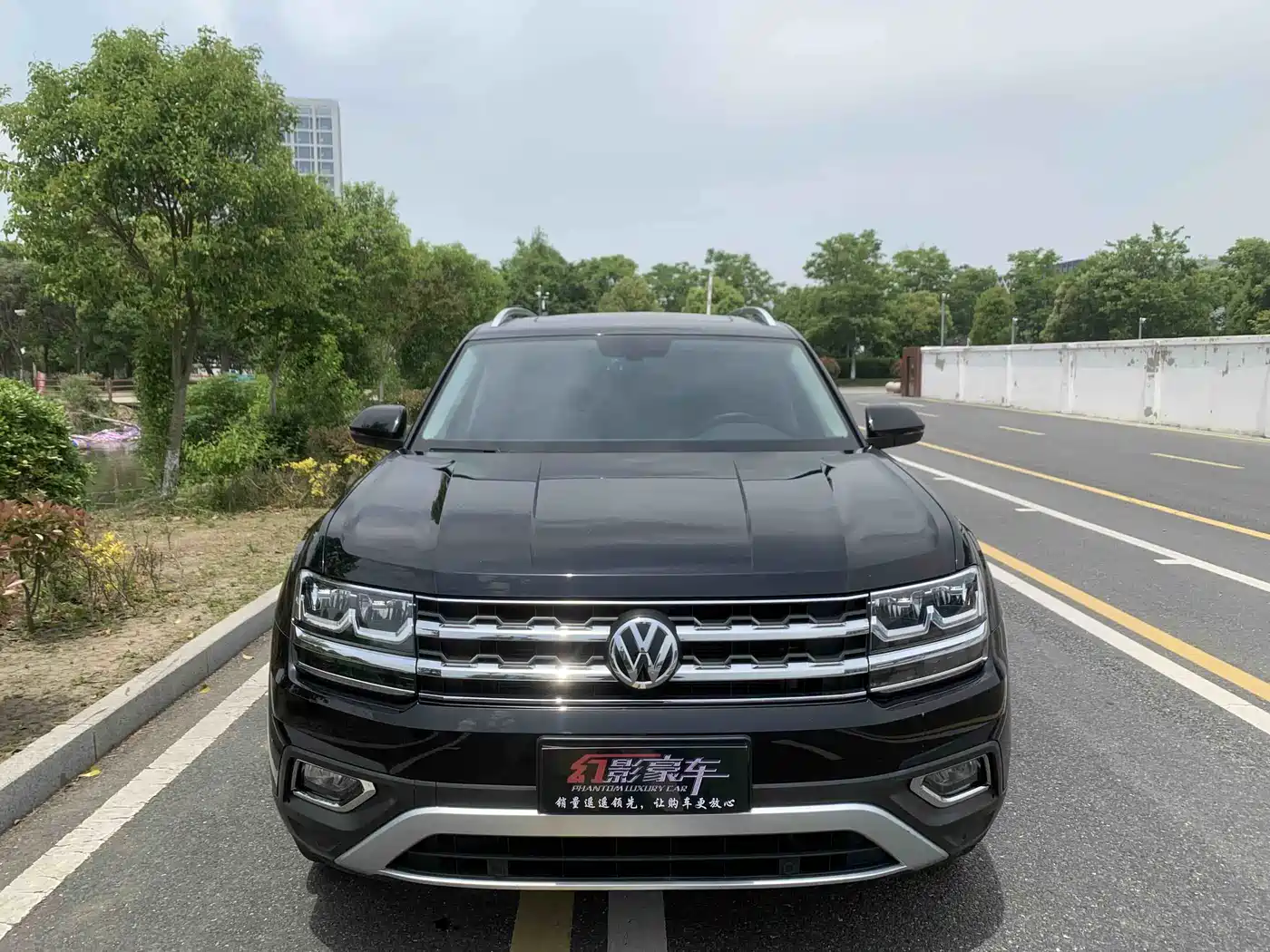 Volkswagen Teramont 2019 330TSI 2WD Luxury China VI фото 9