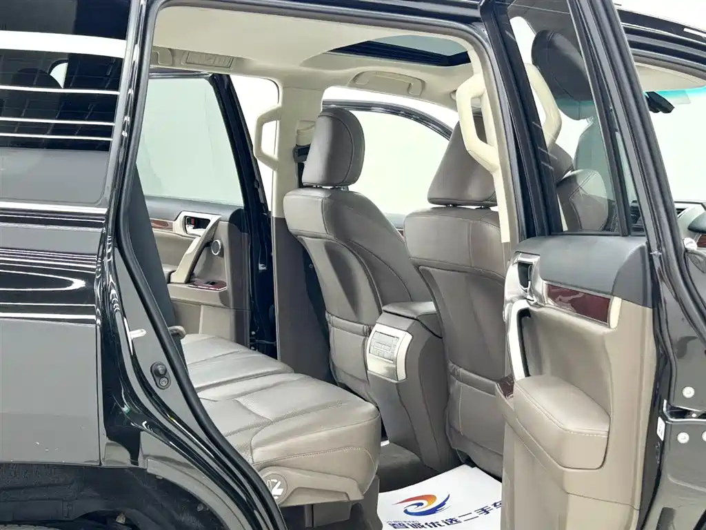 Lexus GX 2012 400 фото 11