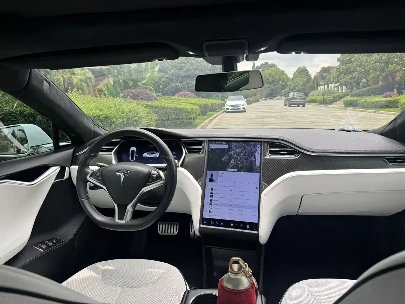 Tesla Model S 2014 2014 Model S P85