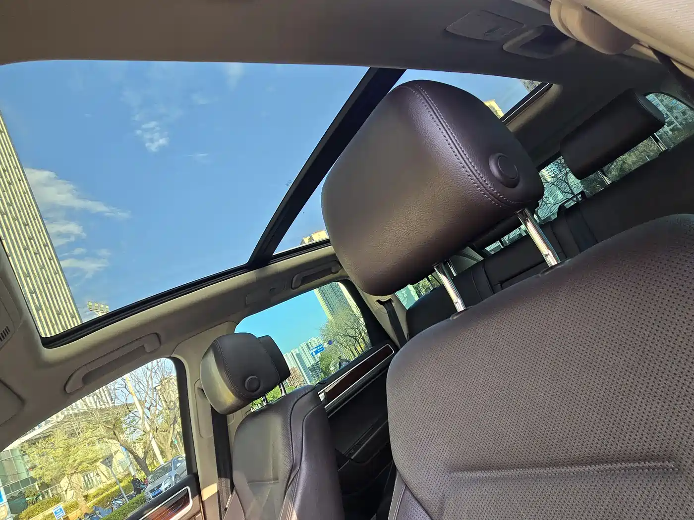Volkswagen Touareg 2015 3.0TSI Luxury фото 9